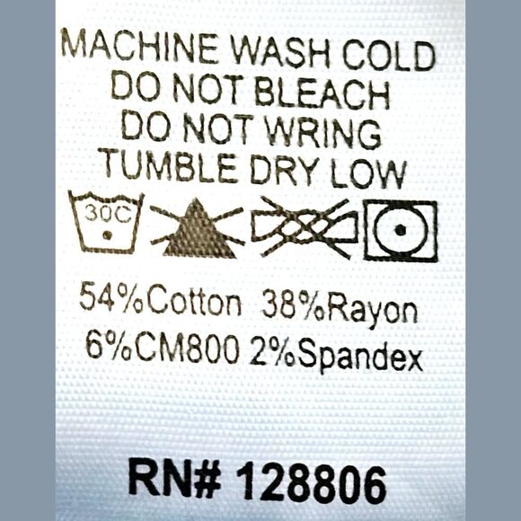 NWT Fashion Nova Plus Size Soft And Stretchy Distressed Jeans. - Picture 9 of 12